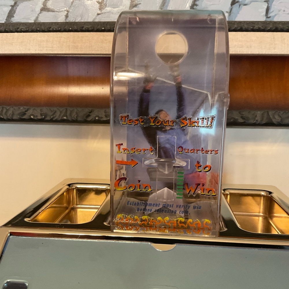 NEW COIN SHOOTER MAKE MONEY FUNDRAISING TABLETOP BASKETBALL GAME NEVER USED